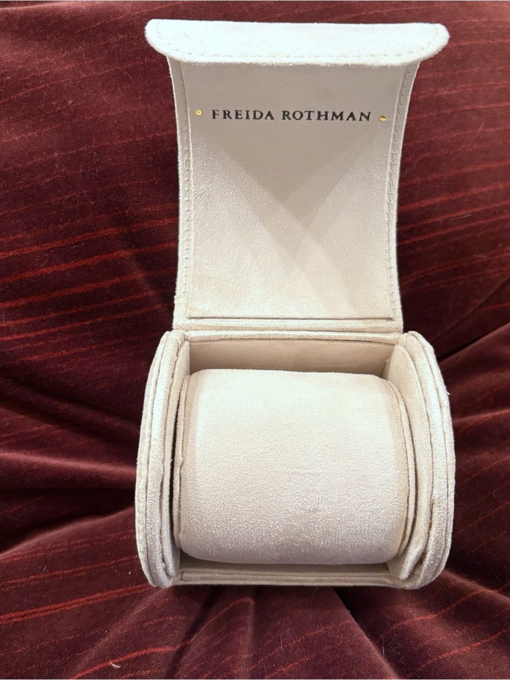 Freida Rothman Signature Travel Case - Picture 5 of 6
